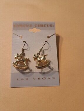 New Circus Circus Las Vegas Gold Tone Rocking Horse Dangle Drop Earrings